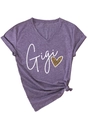 Détail de t-shirt violet col en V avec motif cœur léopard Gigi et finition nœud en bas - S / Violet (Graphiques Blancs)