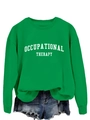 Détail du sweat vert avec lettrage Occupational Therapy et short en jean assorti - S / Sweat-shirt Vert Herbe (Police Blanche)