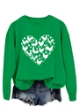 Detail eines grünen Sweatshirts mit Hühner-Herzprint und Jeansshorts in Weißem Hintergrund - S / Grasgrünes Sweatshirt (Weißes Muster)
