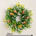 35cm Künstlicher Frühlingskranz mit gelben und rosa Blumen und grünen Blättern für die Tür - Kleiner Gänseblümchen-Kunstkranz