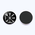 Μαγνήτης ψυγείου πυξίδα Viking Vegvisir 30mm με γυάλινο θόλο σε μαύρο και άσπρο - Στυλ Λευκή Πυξίδα Μαύρη Βάση (JY006547-11)