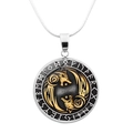 Colgante de lobo vikingo bicolor con círculo de runas nórdicas y cadena de serpiente - Estilo Doble Cabezas de Lobo Oro (JY006534-6)