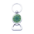 Portachiavi apribottiglie mandala in metallo argento con cabochon in vetro verde - Serie Verde Mandala (JY006650-12)