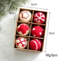 Set de 6 bolas de Navidad de fieltro de lana roja y blanca con patrones de estrellas y copos - Juego de 6 / Bola de Fieltro Estilo J