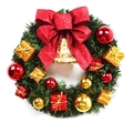Détail d'une couronne de Noël 30cm avec nœud rouge, cloches et boules festives - Grand Nœud Rouge Style Cloche Dorée / 30cm