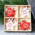 Houten kerststerren in rood en wit met elandmotieven verpakt in een houten doosje - Vijf Sterren