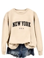 Dettaglio della stampa New York USA su felpa girocollo beige e pantaloncini denim - Sabbia (Carattere Nero)