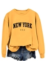 Dettaglio felpa gialla con stampa New York USA e pantaloncini di jeans con strappi - Giallo (Carattere Nero)