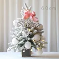Árbol de Navidad flocado de 60cm con lazos rosas, luces LED y maceta de estilo retro - Set de Circonita Blanca / 60CM