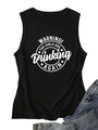 Top estivo nero senza maniche con stampa WARNING! THE GIRLS e jeans blu su sfondo bianco - S / Nero (Carattere Bianco)