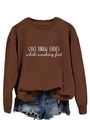 Détail du sweat marron avec imprimé CAN'T THROW STONES et short en jean bleu - S / Café (Police Blanche)