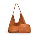 Set borsa tote in finta pelle scamosciata marrone con fiori traforati e pochette - Marrone