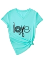 Dettaglio maglietta verde menta con scollo a V, grafica love a tema maglia e orlo con nodo - S / Blu Acqua Profonda (Stampa Nera)