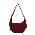 Borsa a tracolla a mezzaluna in nylon bordeaux con ampia tracolla regolabile - Rosso