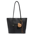 Grande borsa tote nera con trama a litchi, tasca frontale e ciondolo a forma di orso - Con Ciondolo / Nero