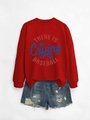 Vue détaillée à plat du sweat rouge et du short en jean vieilli avec texte imprimé - S / Rouge