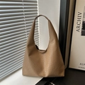 Kaki hobo schoudertas met krokodillenreliëf en minimalistisch riemontwerp - Khaki
