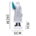Staande Kerstman hars beeldje met groene kerstboom en 16cm hoogte voor tafel decoratie - Lichtgrijs