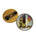 Broche vintage en bronze avec motif de vélo jaune et fleurs sous dôme en verre - Style Vélo Jaune avec Fleurs Roses et Violettes (JY007501-5)