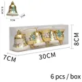 Set di 6 campane natalizie rosse con decorazioni di alberi verdi in confezione regalo - Campana 8cm Oro (8ADC6-N62)