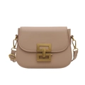 Elegante bolso bandolera color albaricoque con hebilla cuadrada dorada y correa de cadena - Caqui