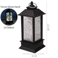 Vintage zwarte Halloween lantaarn met enge handafdruk en lichteffect, 12 cm hoog - Spookhand / 12cmx5cm