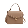 Elegante borsa a mano kaki con chiusura ad anello dorata e tracolla regolabile - Cachi
