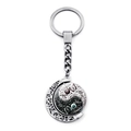 Porte-clés lune vintage argenté avec motif papillon yin yang et détails ornementaux - Style Floral Tai Chi Yin Yang(JY007930-1)