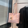 Pink and white rhombic pattern tote bag with plush bear charm on a metal hanger - Pink with Bear Pendant