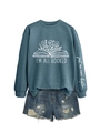 Détail d'un sweat bleu avec imprimé livre et texte 'just one more chapter' sur manche - Bleu (Graphique blanc)
