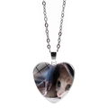 Collana a cuore in argento con ciondolo a gatto carino sotto gemma di vetro - Primo Piano Gatto Arancione e Bianco Che Sbircia (JY008167-6)