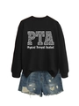 Vue à plat du sweat noir PTA avec imprimé léopard et short en jean vieilli assorti - Sweat-shirt Noir (Texte Blanc)