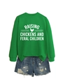 Mise à plat de sweat vert avec imprimé poulet et short en jean délavé à détails troués - S / Vert Herbe (Police Blanche)