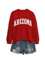 Détail du sweat rouge Arizona avec short en jean vieilli et lettrage blanc imprimé - S / Rouge (Police Blanche)