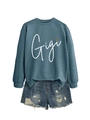Détails du sweat Gigi avec imprimé cœur léopard et short en jean aux bords effilochés - Bleu (Motif blanc)
