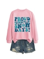 Sweat rose avec imprimé Proud Supporter of Snow Days et short en jean déchiré tendance - Rose