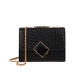 Bolso bandolera de tejido negro con hebilla dorada y correa de cadena elegante - Negro