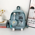 Zaino azzurro Morandi con stampa gatto e ciondolo portamonete rotondo a forma di pesce - Verde