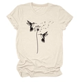 Detail von Kolibri- und Pusteblumendruck auf beigem T-Shirt mit Rollärmeln und Rundhals - S / Sandfarben