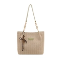 Bolso tote de paja tejida con correas de cuero verde y colgante de raqueta de tenis - Verde