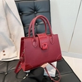 Retro deep red square handbag with crocodile pattern details and adjustable strap - Red