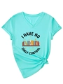 Détail de t-shirt vert menthe à col en V avec ourlet noué et illustration de bibliothèque - S / Vert Menthe