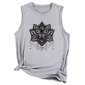 Detail eines grauen ärmellosen Tops mit schwarzem Mandala-Lotusdruck und Knotendesign - S / Hellgrau