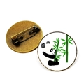 Panda und Bambus Metallbrosche mit runder Bronze-Oberfläche und Sicherheitsnadel - Bronze Panda mit zwei Bambusrohren minimalistischer Stil (JY008751-7)