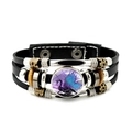 Schwarzes Mehrschicht-Lederarmband mit lila Drachen-Cabochon und Holzperlen-Details - Lila-Blaues Drachenmuster (JY008832-1)