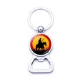Schlüsselanhänger mit Cowboy-Sonnenuntergang-Silhouette und integriertem Flaschenöffner - Western Cowboy Sonnenuntergang Silhouette Stil (JY008917-3)