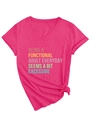 Detail of V-neck fuchsia t-shirt featuring a knot hem and colorful slogan print - S / Rose Red