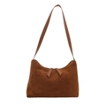 Bolso de hombro de ante marrón caramelo con diseño curvo minimalista y cremalleras - Marrón