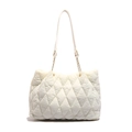 Borsa tote trapuntata beige con catena dorata e tracolle in pelle alla moda - Bianco