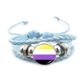 Bracciale non-binary intrecciato in ecopelle celeste con cabochon in vetro bandiera - Blu-Bandiera del Pride Non Binario (Blu-9)